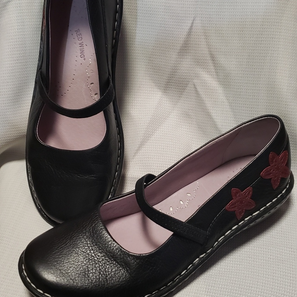Red wing woman shoes